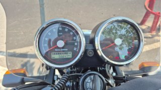 Royal Enfield Interceptor 650 CAMBIO POR TRAIL