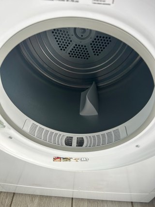 Secadora Indesit 7kg IDV75