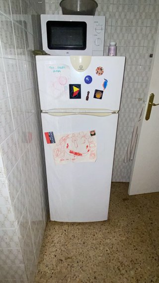 Nevera blanca 140cm INDESIT