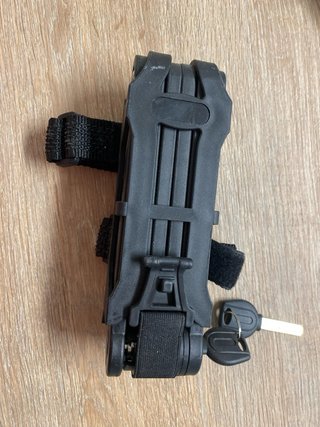 Cadena de seguridad para bici plegable