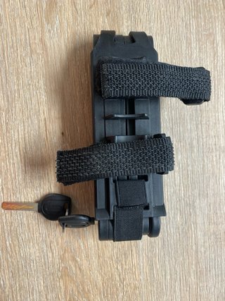 Cadena de seguridad para bici plegable
