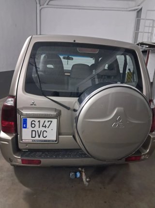 Mitsubishi Montero 2006