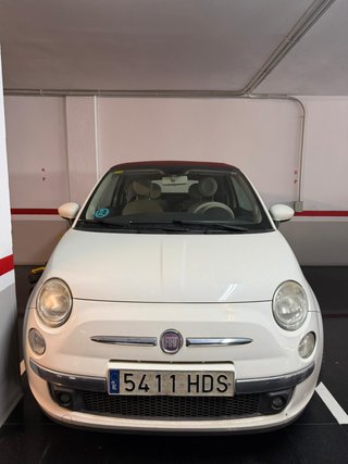 Fiat 500 Blanco con Capota Roja  ¡Precioso!