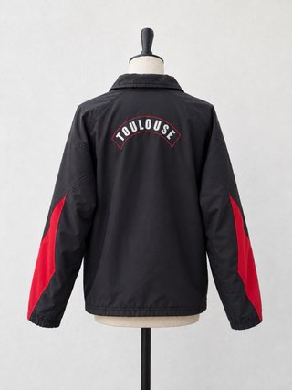 Cortavientos Nike Talla L Negro/Rojo