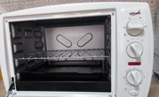 Horno eléctrico pequeño Bifinett Pesa algo mas 10k