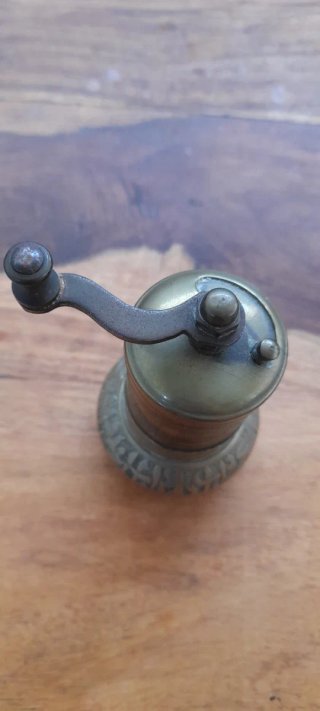 Molinillo Turco Antiguo Latón Decoración Vintage