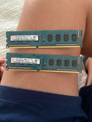 2 CPUs Intel i7 2600, i3 550 y 16GB RAM y 500gb