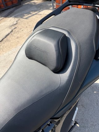 Yamaha TMAX 2023 Maxi Scooter Negra/Verde
