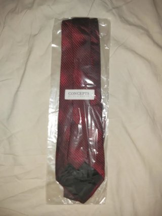 Corbata Concepts by Claiborne Roja y Negra