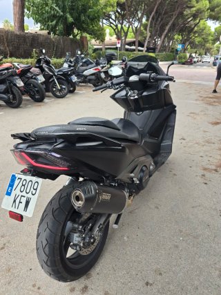 Kymco AK 550 ABS 2018 - Cambio por Naked carnet A
