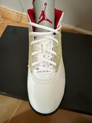 Nike Air Jordan Blancas y Rojas