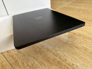 MacBook Air M2 13" 512gb ssd, 8gb ram, 100% bateri