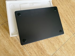 MacBook Air M2 13" 512gb ssd, 8gb ram, 100% bateri