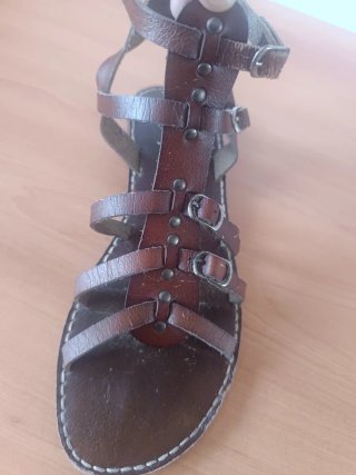 Lote 2 Sandalias Cuero Porronet ,Romanas Talla 40