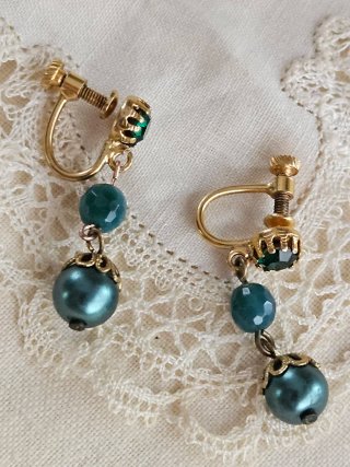 Pendientes antiguos metal dorado