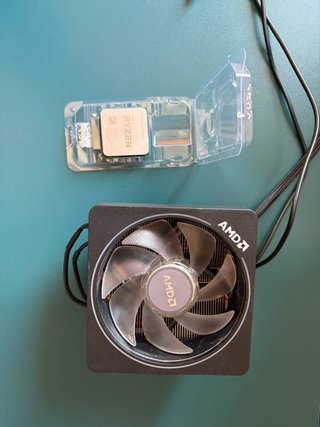 AMD Ryzen 7 3700X 8 Núcleos AM4 + Cooler