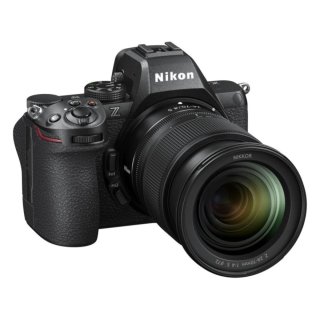 Nikon Z5II en caja con garantia