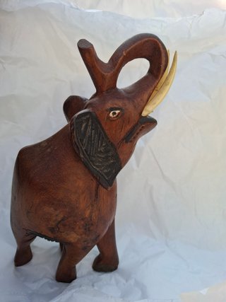 Elefante de Madera Arte