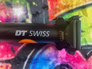 Tija Telescópica DT SWISS carbon 30.9 60 mm