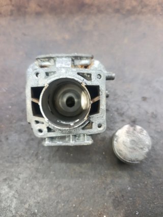 Cilindro y pistón Kawasaki TJ45
