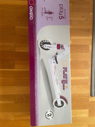 Patinete Oxelo Play 5 Blanco y Morado. Junior