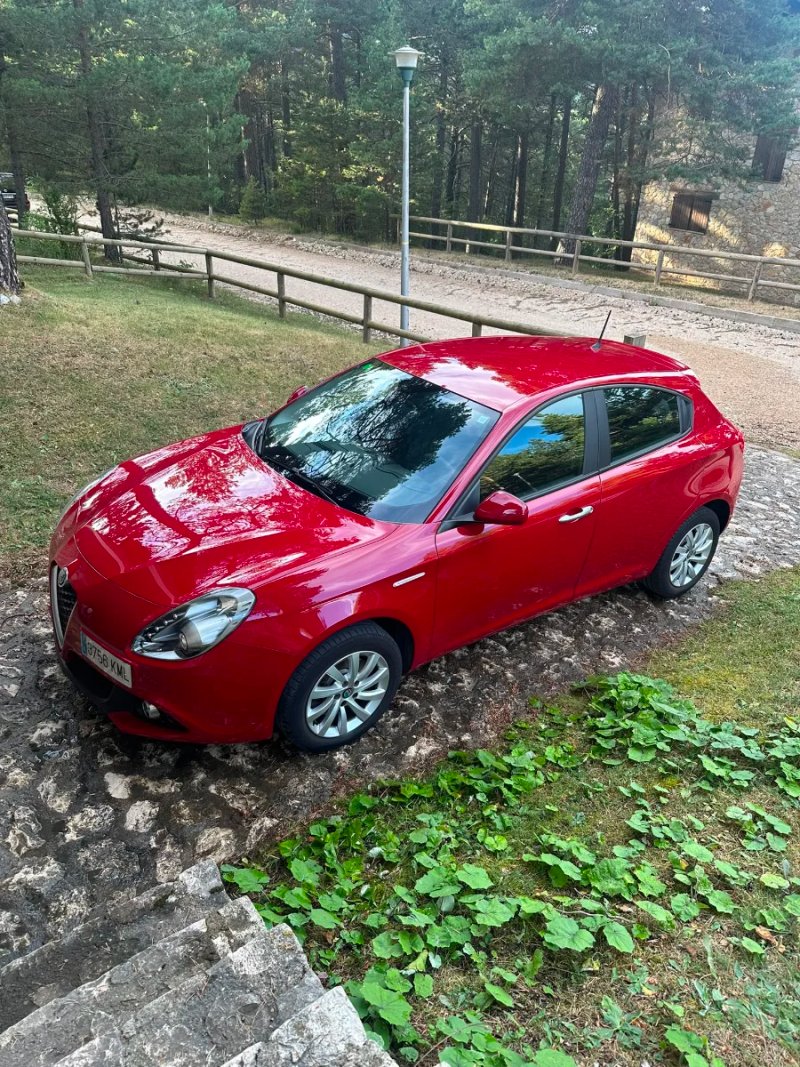 Alfa Romeo Giulietta 2018 - foto 1