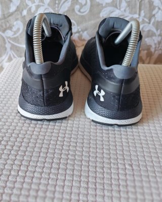 Zapatillas deportivas Under Armour Negras