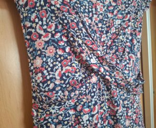 Vestido estampado floral Stradivarius Talla M