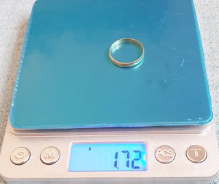 Oro 18k o 14k.