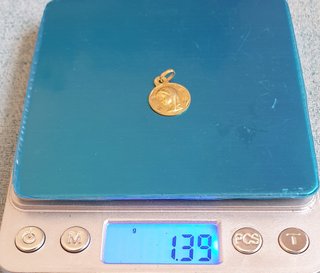 Oro 18k o 14k.