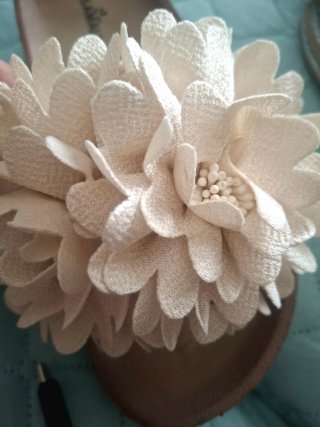 Chanclas 38 flores beige