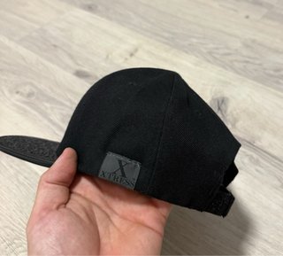 Gorra XTRESS Negra Visera Plana