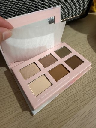 Mineral Eyeshadow freshly cosmetic