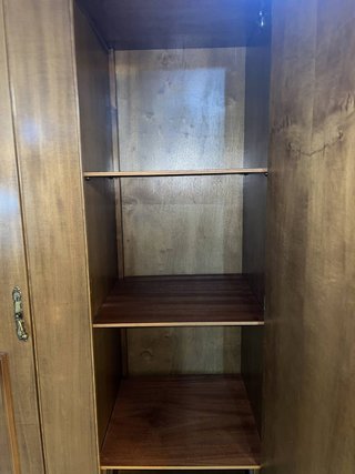 ARMARIO CLÁSICO DE MADERA