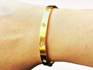 Pulseras doradas a medida