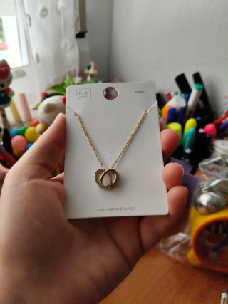 Collar dorado
