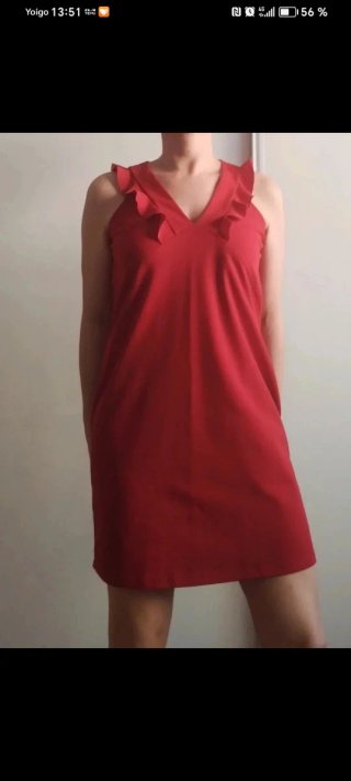 Vestido rojo con volantes