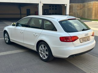 Audi A4 2009 2.0TDI