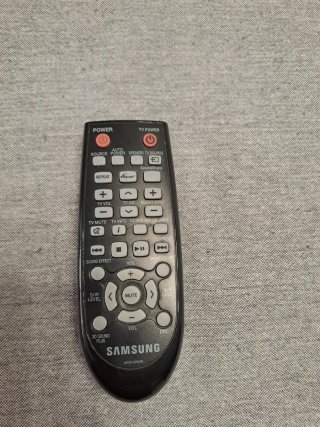 Barra Sonido Samsung HW-F450+Subwoofer+Cable Optic