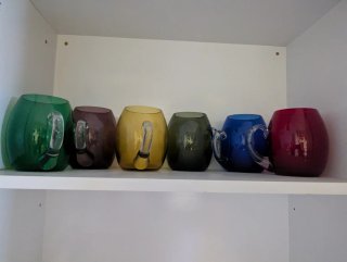 Vasos de cristal de colores