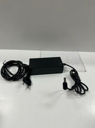 Luz COB Dual Color 60W + Accesorios