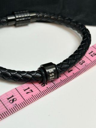 Pulsera Guess trenzada negra