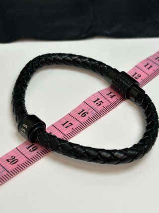 Pulsera Guess trenzada negra