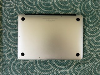 Apple MacBook Air - 13" Intel Core i5 - NO SSD