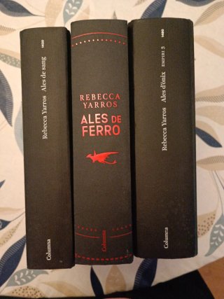 Libro rebecca yarros Ales sang-ferro - ònix català