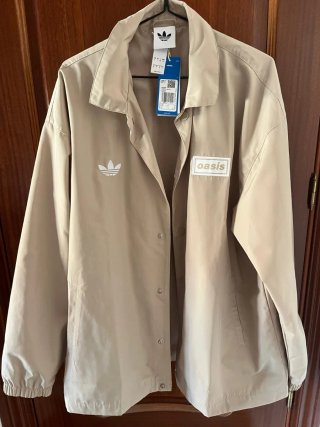 Chaqueta Adidas Oasis Beige