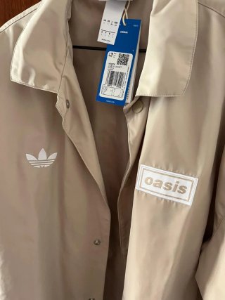 Chaqueta Adidas Oasis Beige