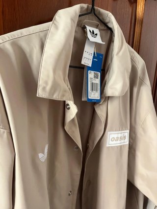 Chaqueta Adidas Oasis Beige