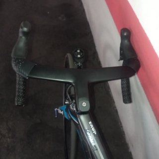 Bicicleta de carretera Marca BG Modelo G-6 AERO
