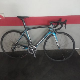 Bicicleta de carretera Marca BG Modelo G-6 AERO